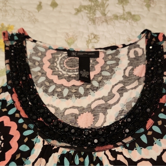 🙊 3/$30 INC International Concepts Multicolor Geometric Top - Picture 4 of 5